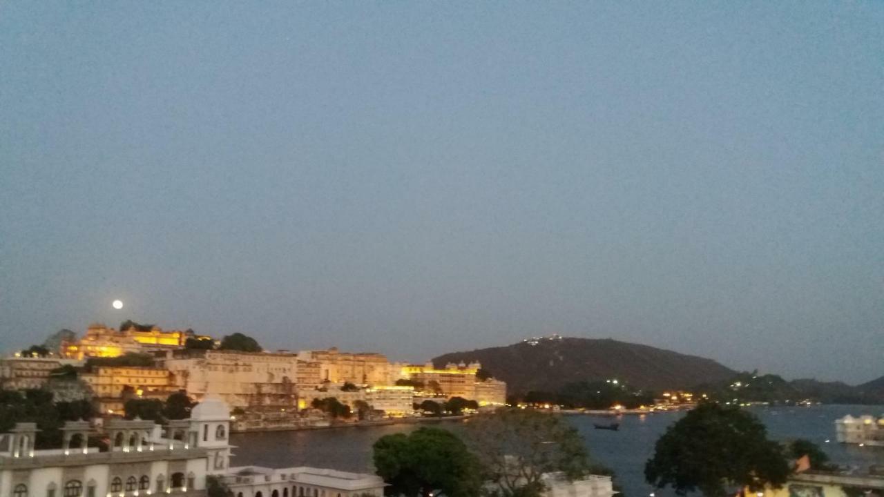 Hotel Aravali View Palace 烏代浦 外观 照片